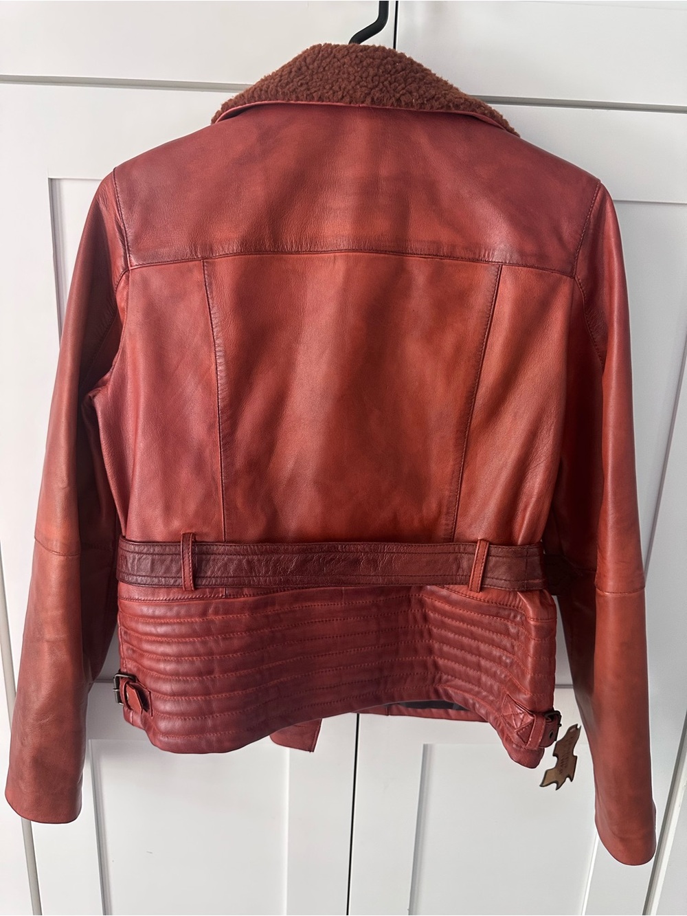 Women's Red Leather Moto Jacket with Shearling Collar - Picture 5 of 9